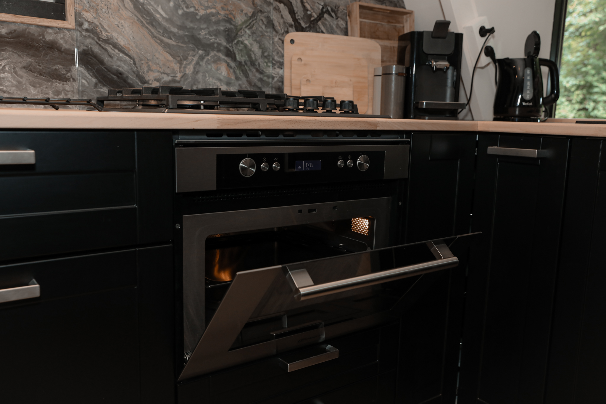 Oven